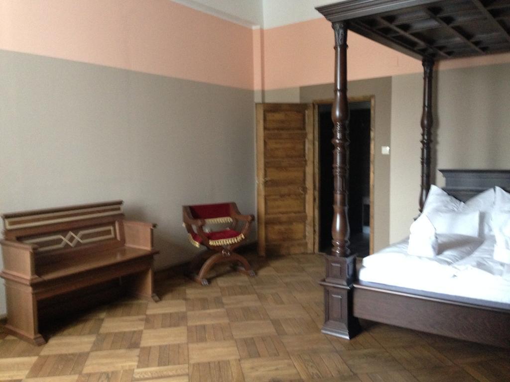 Egervári Várkastély Habitación foto